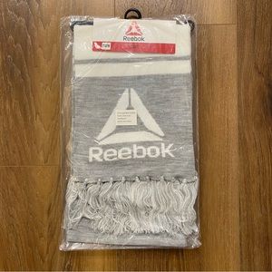 Reebok Rally Spellout Logo Fringe Scarf